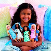 Muñeca Barbie Fashionista, modelos surtidos, edad rec: +3 años BARBIE