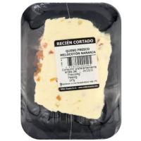 Queso fresco melocoton naranja recien cortado, cuña aprox. 147 g