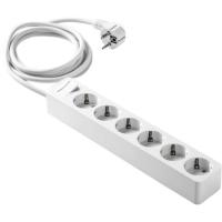 Regleta blanca con 6 tomas e interruptor FAMATEL, 1,5 metros