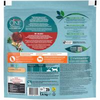 Alimento de salmón nature gato esterilizado ONE, saco 1,4 kg