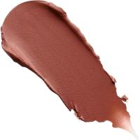 Labial mate acabado difuminado Blur Soufflé 02 ESSENCE, 1 ud