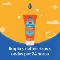 Crema para cabello rizado y encrispado JOHNSONS, tubo 200 ml