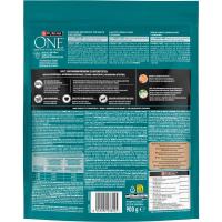 Pienso de salmón High Protein para gato ONE, paquete 900 g