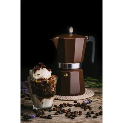 Cafetera de aluminio New Cream, apto para todo tipo de cocinas, MONIX, 12 tazas