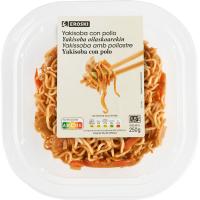 Yakisoba de pollo con verduras EROSKI, tarrina 250 g