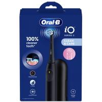 Cepillo dental eléctrico iO2 Negro, con funda de viaje ORAL-B