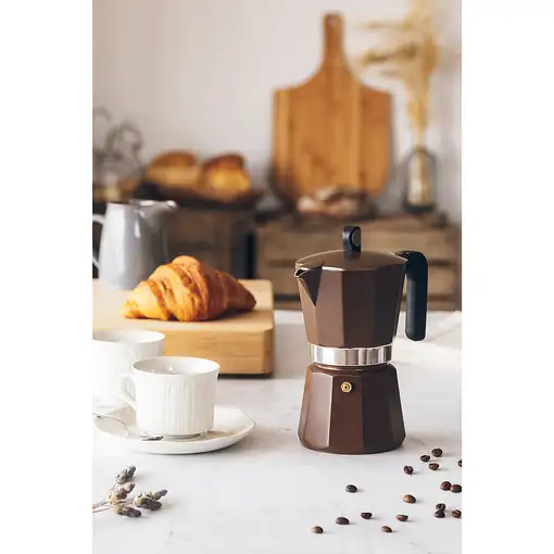 Cafetera de aluminio New Cream, apto para todo tipo de cocinas, MONIX, 6 tazas