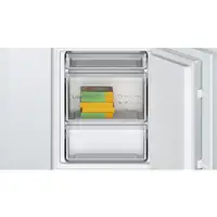 Bosch Serie 4 KIV86VSE0 nevera y congelador Integrado 267 L E Blanco