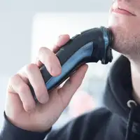 Ufesa AR3050 Máquina de afeitar de rotación Recortadora Negro, Azul