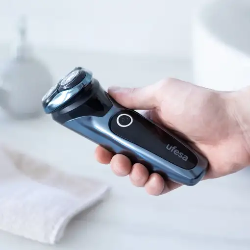 Ufesa AR3050 Máquina de afeitar de rotación Recortadora Negro, Azul