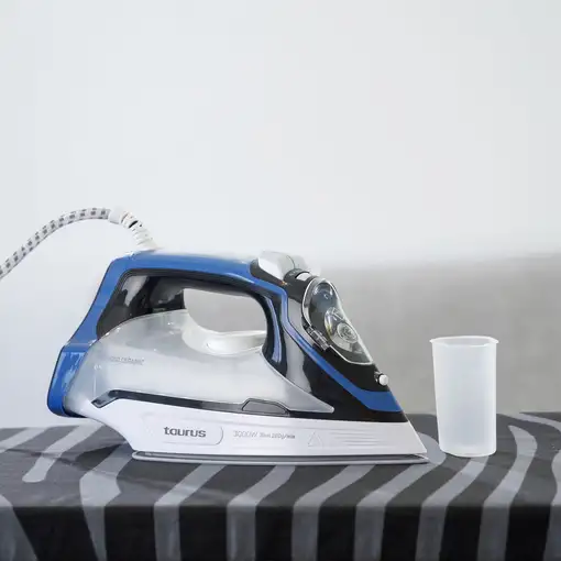 Taurus FIJI 3000 CERAMIC Plancha a vapor Suela de cerámica 3000 W Azul