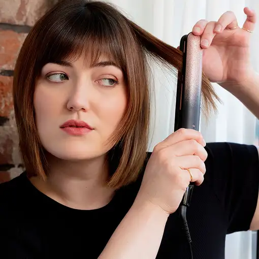 Remington S5305 Utensilio de peinado Cepillo alisador Caliente Negro