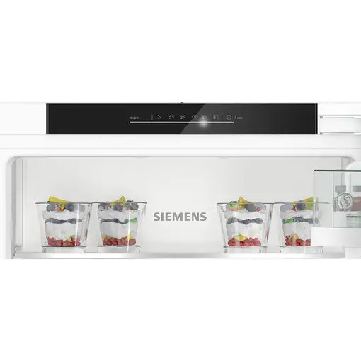 Siemens iQ500 KI41RADD1 frigorífico Integrado 204 L