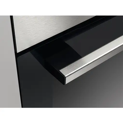 Horno 57 L Negro 944 068 132 ZANUSSI