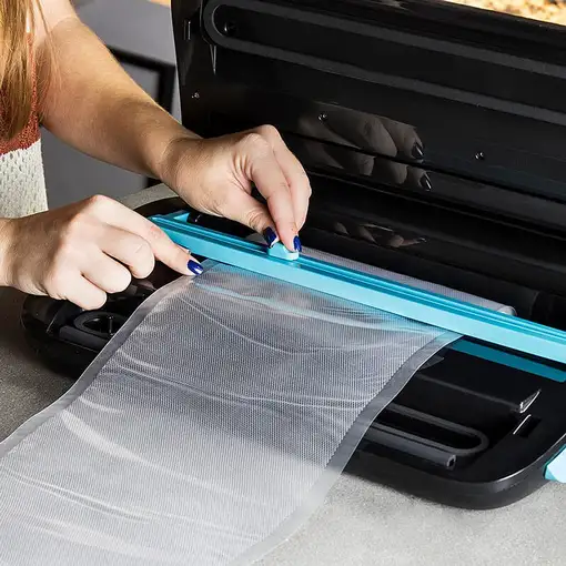 Cecotec 04070 sellador al vacío 0,9 mbar Negro, Gris