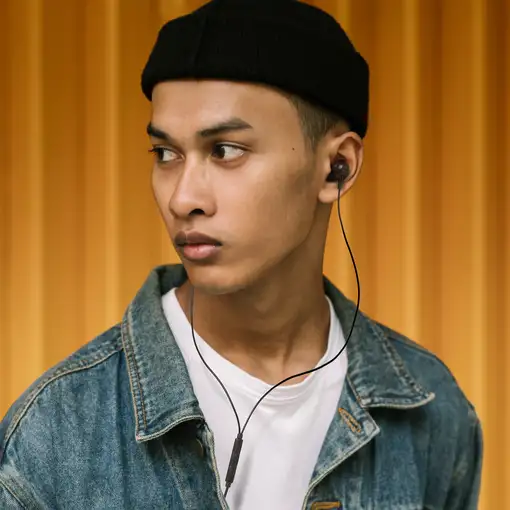 NGS CROSS STEP BLACK: Auriculares de botón con micrófono y control de volumen.