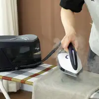 Centro de Planchado 2800W 100 g/min Función ECO Suela de Cerámica HOMCOM Centro de Planchado 2800W 100 g/min Función ECO Suela de Cerámica HOMCOM