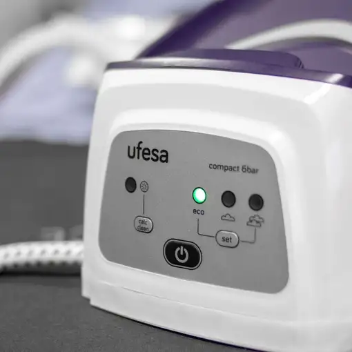 Ufesa PL2450 2400 W 1,5 L Suela de cerámica Azul, Blanco