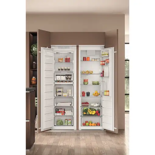 Hotpoint HASD18F013A1 Congelador vertical Integrado 209 L E Blanco