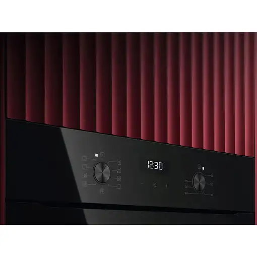 Horno 72 L Negro 76967 949 496 367 AEG