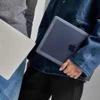 Incase Funda rígida Edge con Makrolon® para MacBook Pro de 16 pulgadas