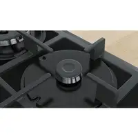 Bosch Serie 4 PNP6B6B90 hobs Negro Integrado 60 cm Encimera de gas 4 zona(s)