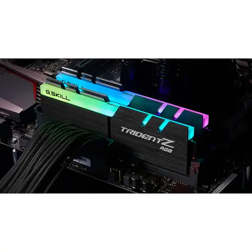 G.Skill Trident Z RGB F4-3600C18D-16GTZR módulo de memoria 16 GB 2 x 8 GB DDR4 288