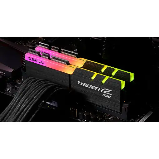 G.Skill Trident Z RGB F4-3600C18D-16GTZR módulo de memoria 16 GB 2 x 8 GB DDR4 288