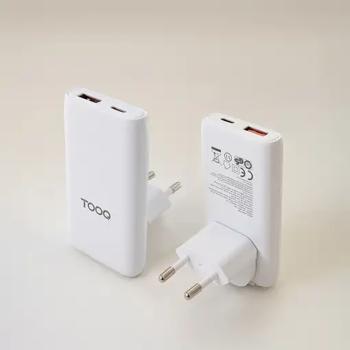 TooQ Cargador de viaje Tipo C y Tipo A, GaN 65W, USB-C/PD + USB-A/QC, Blanco