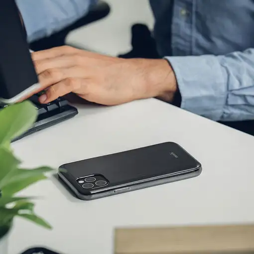 Moshi iGlaze funda para teléfono móvil 16,5 cm (6.5") Negro