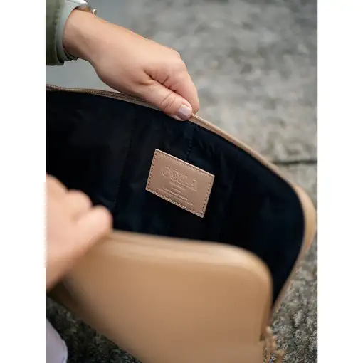 Golla 601660 maletines para portátil 35,6 cm (14") Funda Capuchino