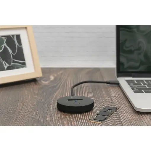 Digitus Estación de acoplamiento M.2 NVMe/SATA