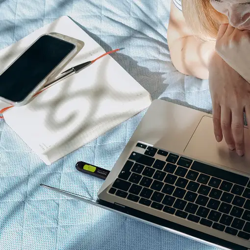 ADATA ACHO-UC300-128G-RNB unidad flash USB 128 GB USB Tipo C 3.2 Gen 1 (3.1 Gen 1)