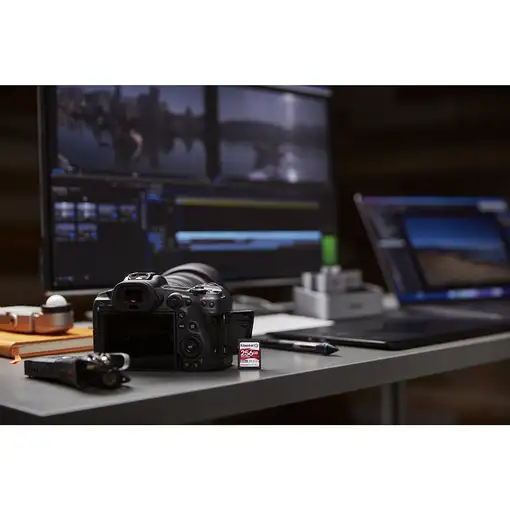 Kingston Technology 256GB Canvas React Plus SDXC UHS-II 300R/260W U3 V90