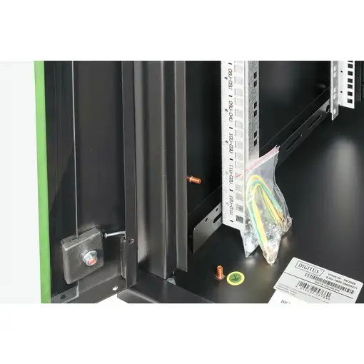 Digitus Carcasa de pared de la serie Unique - 600 x 600 mm (an. x pr.)