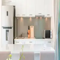 Midea MCM208MMSP microondas Negro, Plata Solo microondas Encimera 20 L 700 W