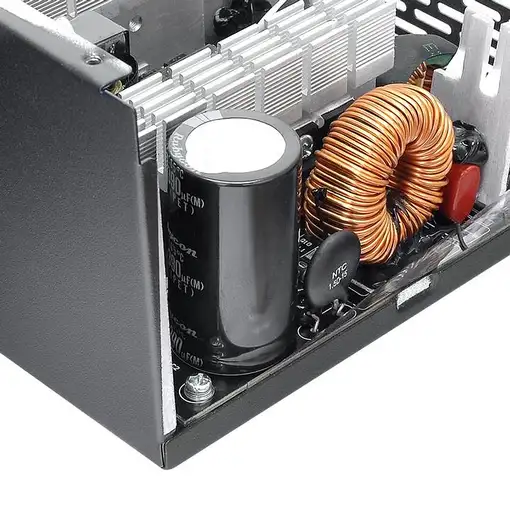 Thermaltake Smart BX1 unidad de fuente de alimentación 650 W 24-pin ATX ATX Negro
