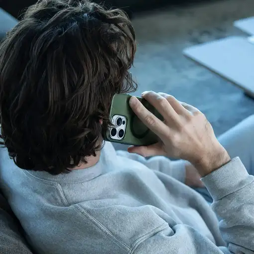 Incase SLIM IPHONE 16 PRO MAX funda para teléfono móvil 17,5 cm (6.9") Verde