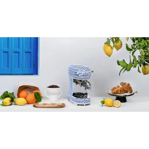 Cafeteras express Semi-automática Azul 1.1 L 1 cups ECF02DGBEU SMEG