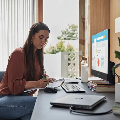 HP ProOne 440 G9 Intel® Core™ i7 i7-14700T 60,5 cm (23.8") 1920 x 1080 Pixeles