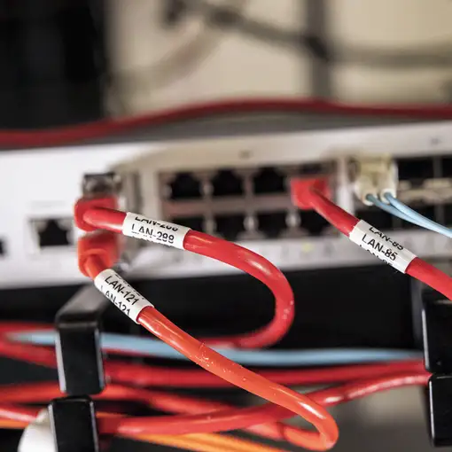 Brother PT-E310BTVP impresora de etiquetas Transferencia térmica 180 x 180 DPI