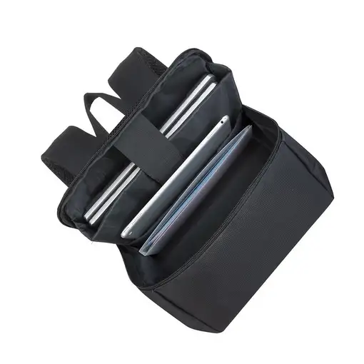 Rivacase 8067 39,6 cm (15.6") Funda tipo mochila Negro