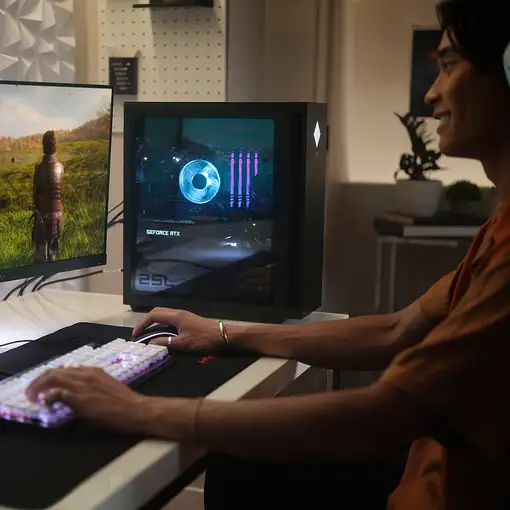 OMEN by HP 25L GT15-0050ns Intel® Core™ i5 i5-12400F 16 GB DDR4-SDRAM 512 GB SSD