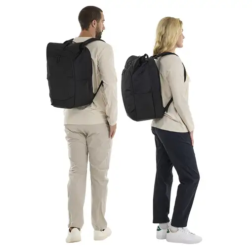 Case Logic VARIBP117 Black mochila Mochila informal Negro Poliéster reciclado