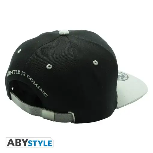 Gorra Abystyle Juego de Tronos Modelo Stark Color Negra