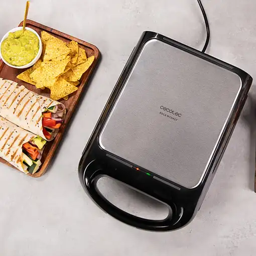 Cecotec 03112 sandwichera 1500 W Negro