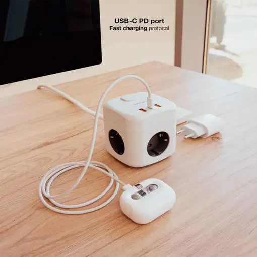 Nanocable Base de 3 enchufes con 3 USB (2 USB-A + 1 USB-C), GaN + PPS, PD 20W