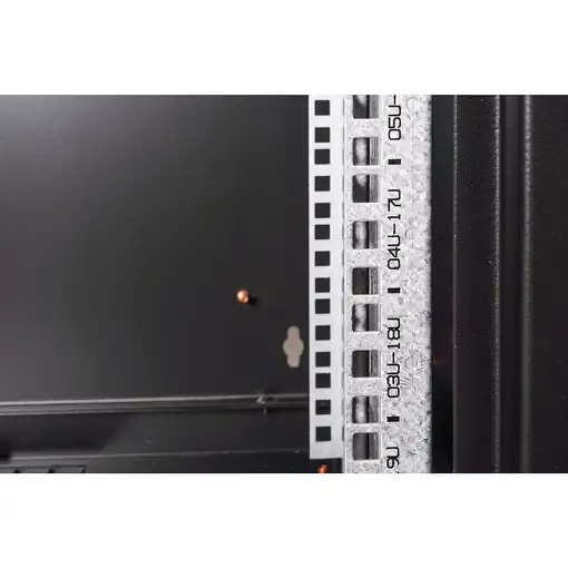 Digitus Carcasa de pared de la serie Unique - 600 x 450 mm (an. x pr.)