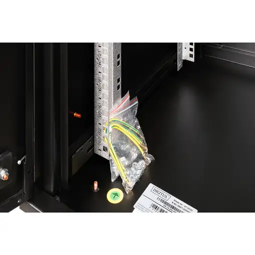 Digitus Carcasa de pared de la serie Unique - 600 x 600 mm (an. x pr.)