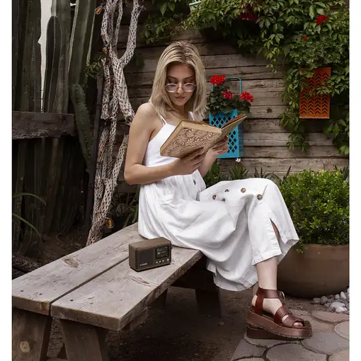 Pure Classic Mini Portátil Digital Crema de color, Madera